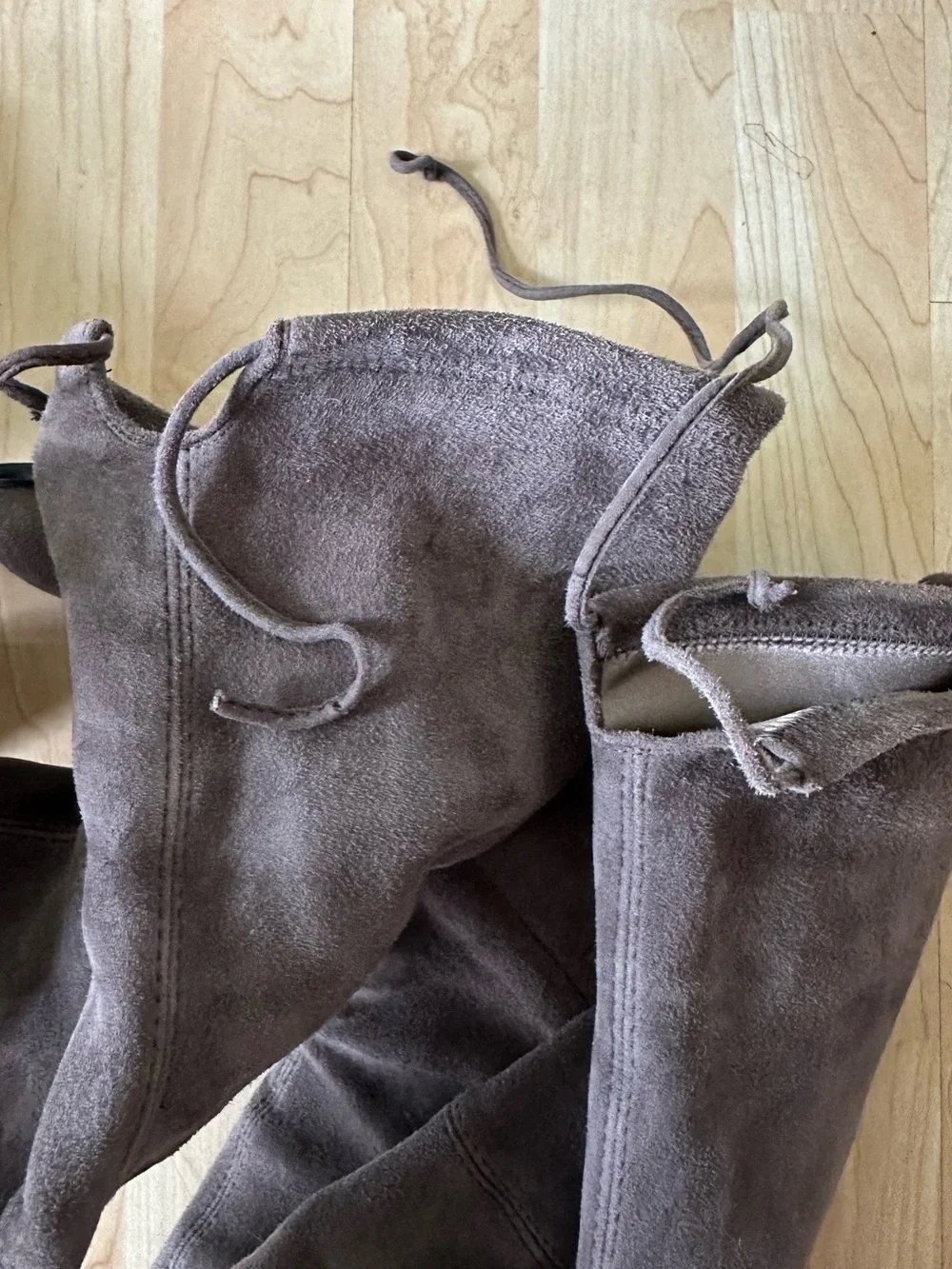 Stuart Weitzman 
